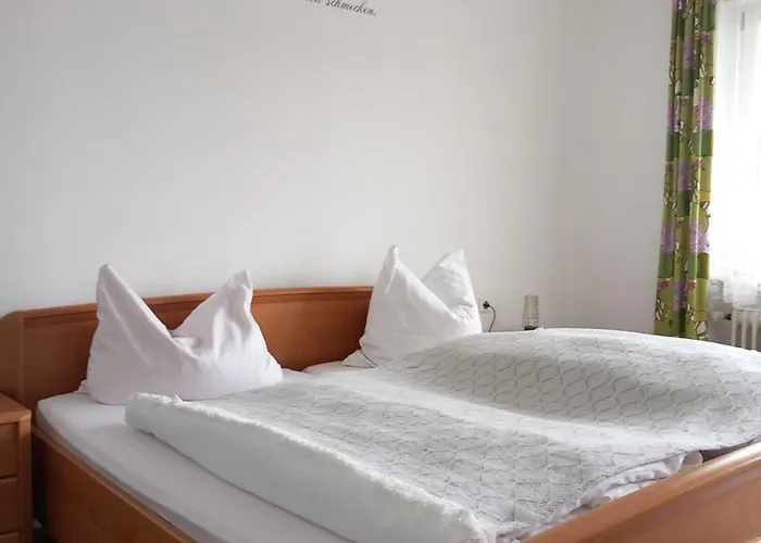 Pension Ochsen, Gästezimmer in Unadingen